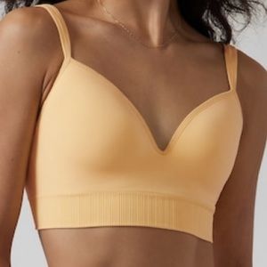 Athleta Embrace Bra